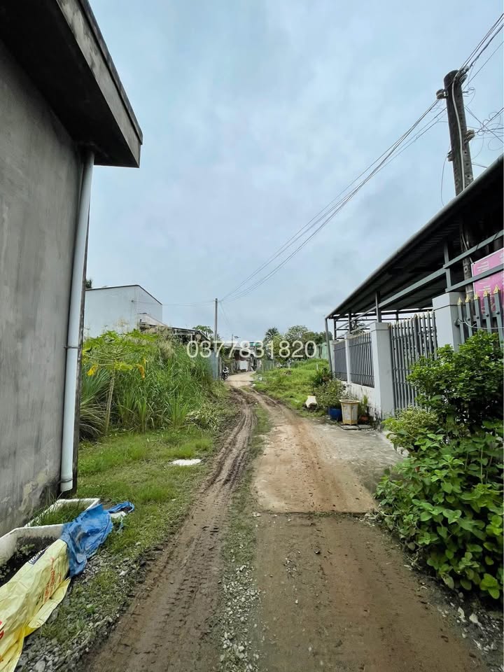 Đất 2 mặt tiền hẻm 30/4, phường Long Đức 126m² giá 450 triệu - Cơ hội đầu tư hấp dẫn!