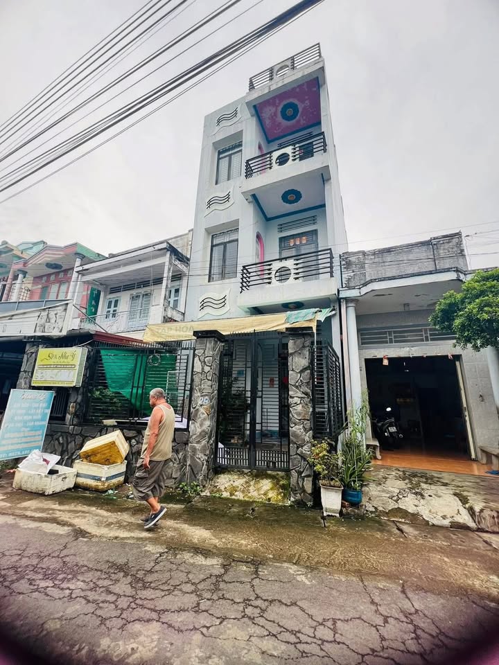 Nhà phố Định Quán, Đồng Nai 151m² giá 2.6 tỷ - Chính chủ bán gấp!