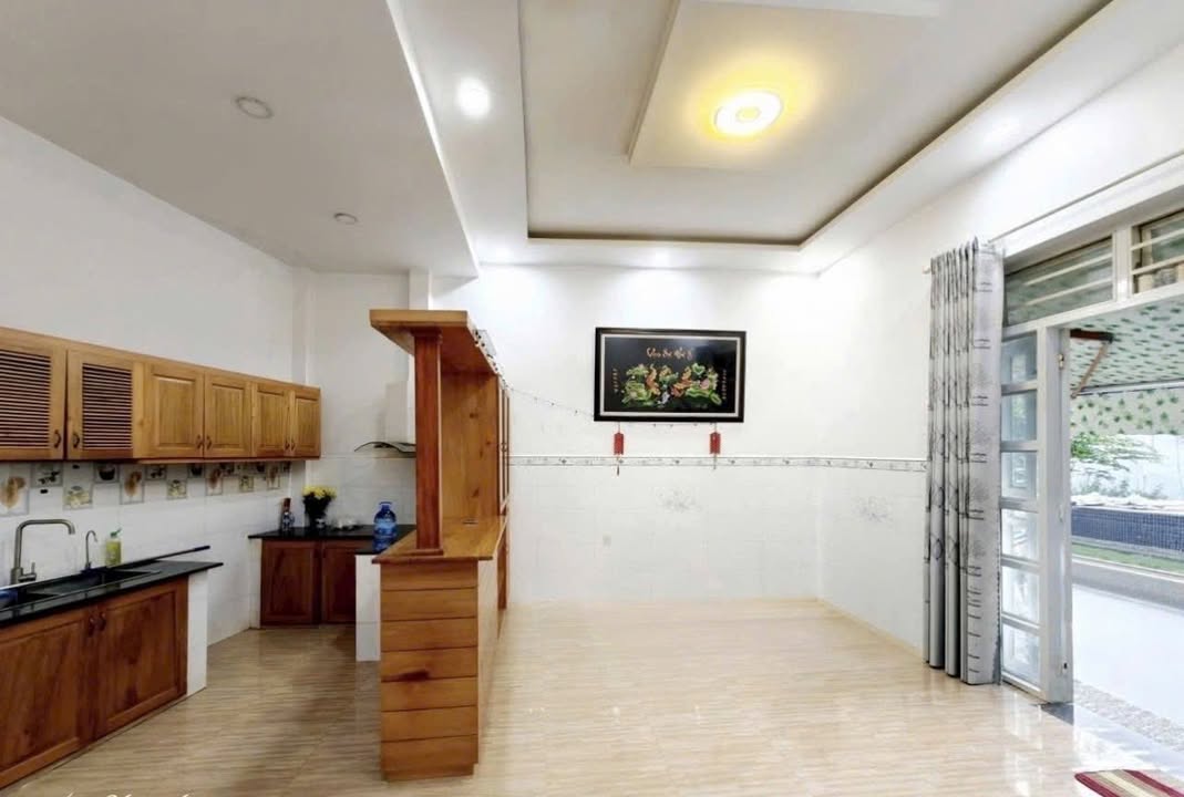 Nhà bán hẻm 3m Thôn Phú Bình, Nha Trang 67.4m² giá 1.95 tỷ - Thiết kế hiện đại, sẵn sàng ở ngay!