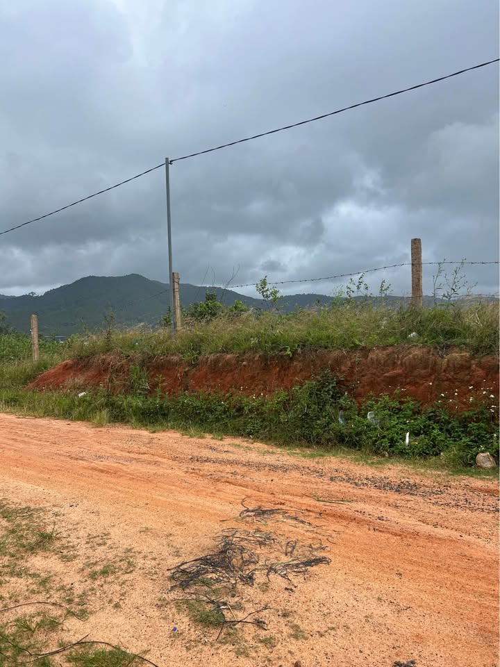 Đất nền Ka Đơn Đơn Dương 500m² giá 300 triệu - Sổ đỏ chính chủ, cơ hội đầu tư tuyệt vời!