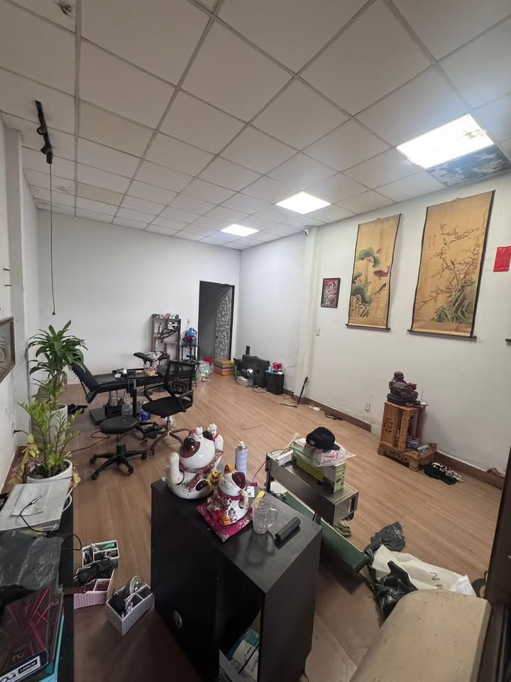 Nhà cho thuê tại Xuân Thới Thượng, Hóc Môn 112m² giá 6.5 triệu - Mặt tiền buôn bán thuận lợi!