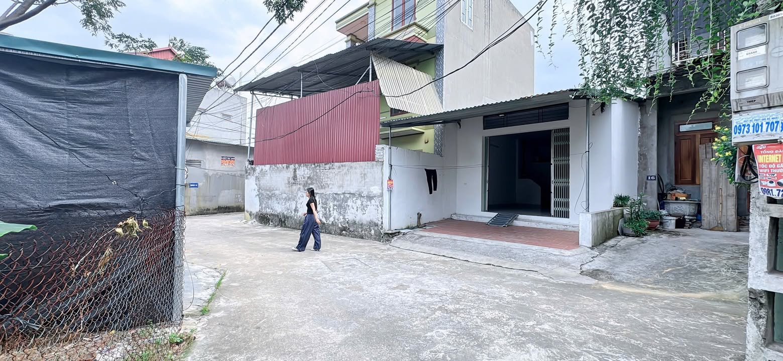 Đất tặng nhà C4 tại Tân Tiến, Bắc Giang 80m² chỉ 4 tỷ - Cơ hội đầu tư hấp dẫn!