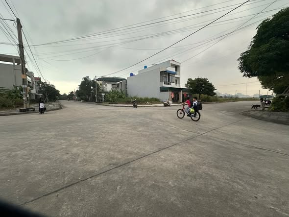 Đất nền ô góc khu đô thị Vĩnh Hòa - Mạo Khê 185m² giá thỏa thuận - Vị trí đẹp, thoáng mát!