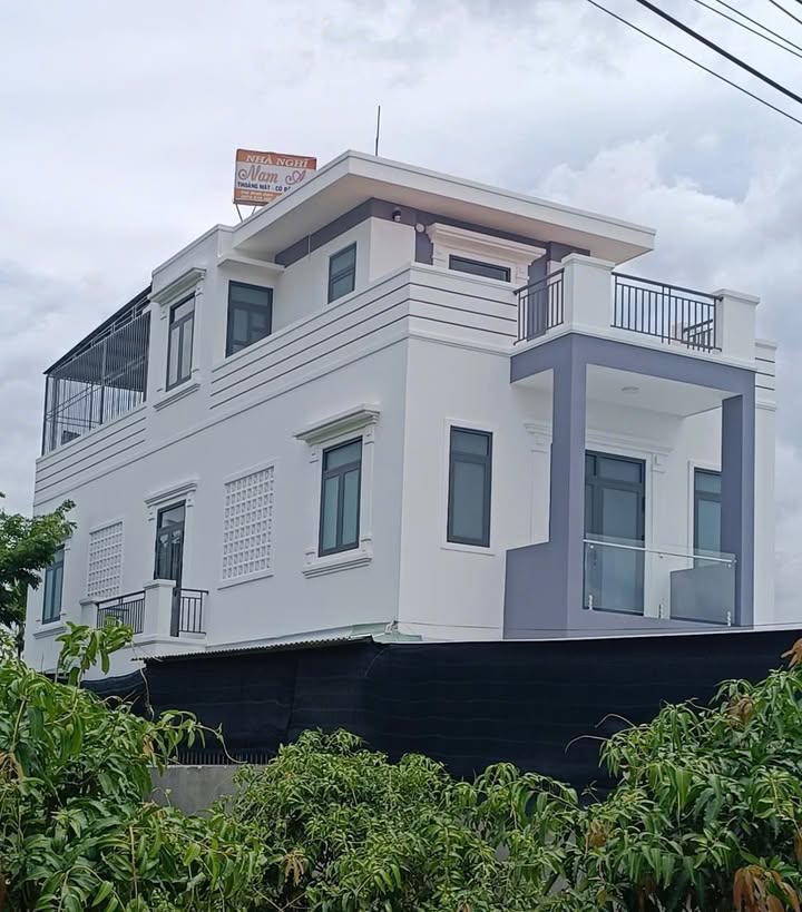 Nhà nghỉ 3 tầng tại Suối Hiệp, Diên Khánh - Giá 3 tỷ, cơ hội đầu tư sinh lời!