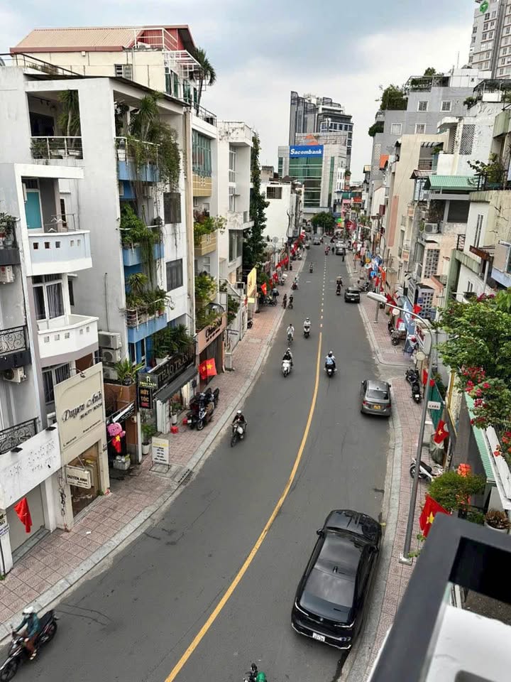 Nhà riêng Lữ Gia Quận 11, Diện tích 56m², Giá chỉ 12.7 tỷ - Cơ hội đầu tư tuyệt vời!