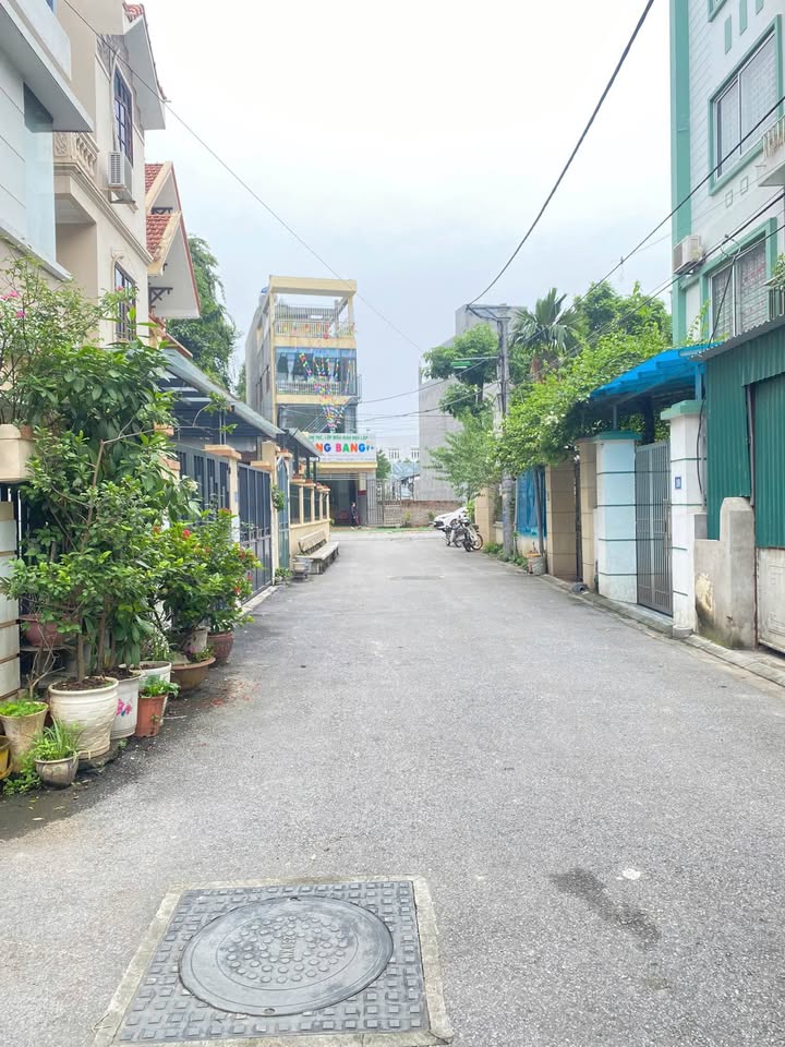 Nhà 1 tầng Trâu Quỳ, Gia Lâm 44m² giá chỉ 8 tỷ - Kinh doanh tốt, vị trí đẹp!