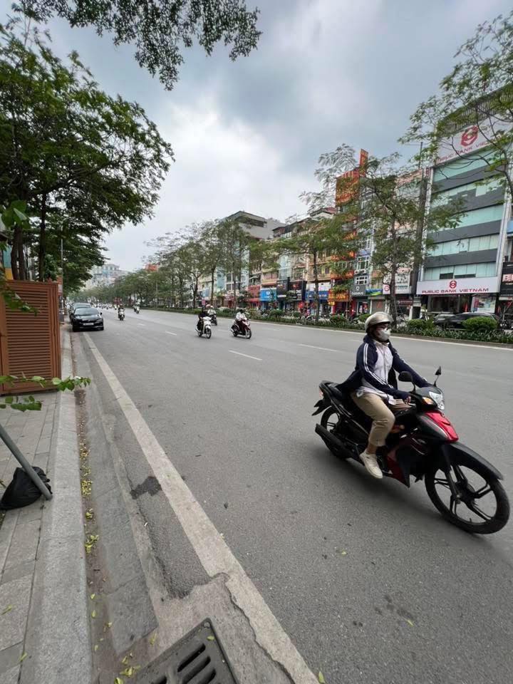 Mặt bằng kinh doanh cho thuê Xã Đàn, Đống Đa, 70m² - Vị trí đắc địa, giá chỉ 26 triệu!