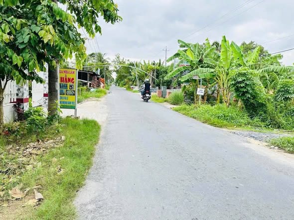 Đất nền Phú Quới, Long Hồ, Vĩnh Long 210m² giá 1.2 tỷ - Tiềm năng kinh doanh vượt trội!