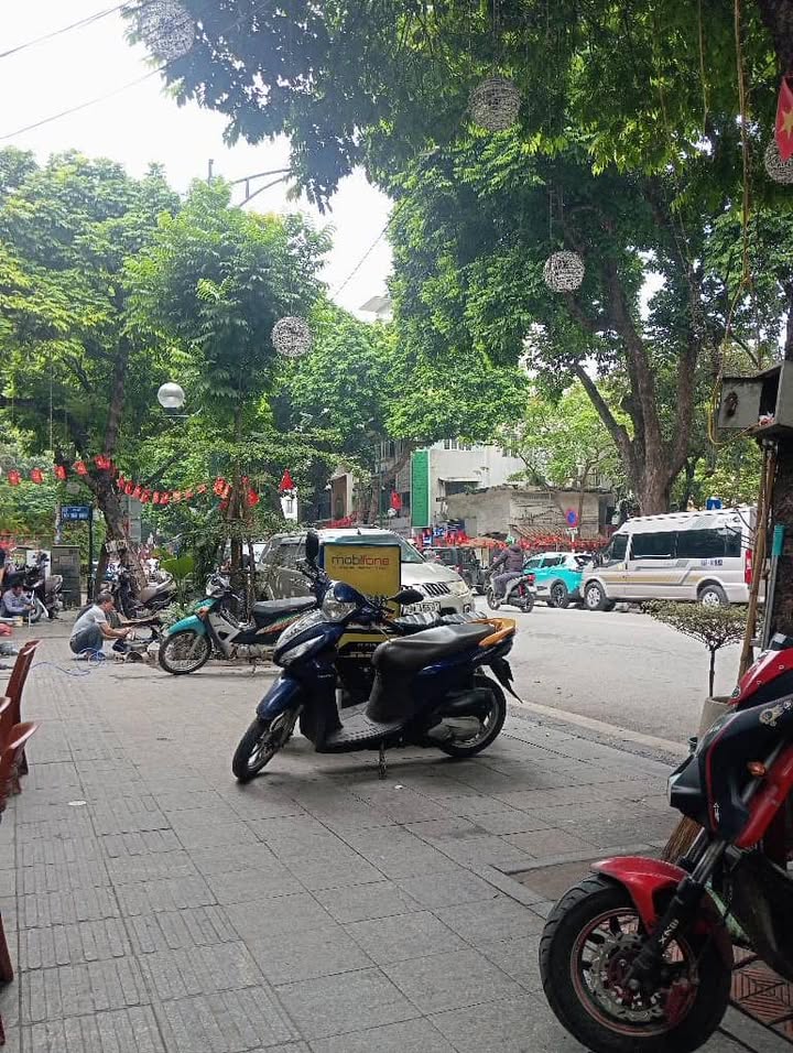 Nhà mặt phố Trần Phú, Ba Đình 6m² giá 6 tỷ - Kinh doanh đỉnh cao!