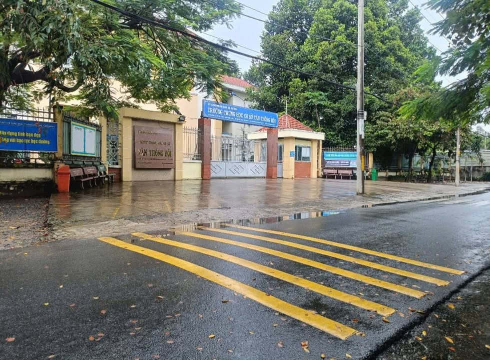 Đất nền góc 2 mặt tiền xã Tân Thông Hội 158m² giá 4 tỷ - Đầu tư sinh lời ngay!