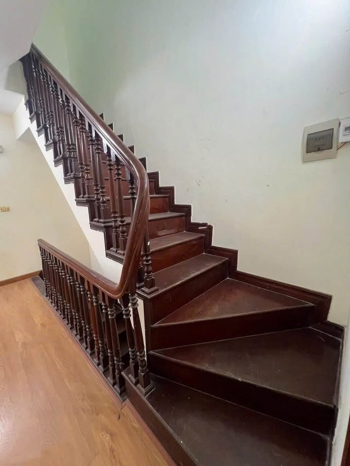 Nhà riêng cho thuê 4 tầng tại ngõ 69B Hoàng Văn Thái, Thanh Xuân - Phù hợp cho nhóm