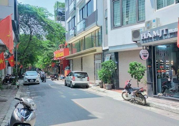 Đất mặt phố Chùa Quỳnh, Quận Hai Bà Trưng, 210m² giá 40 tỷ - Cơ hội đầu tư hiếm có!