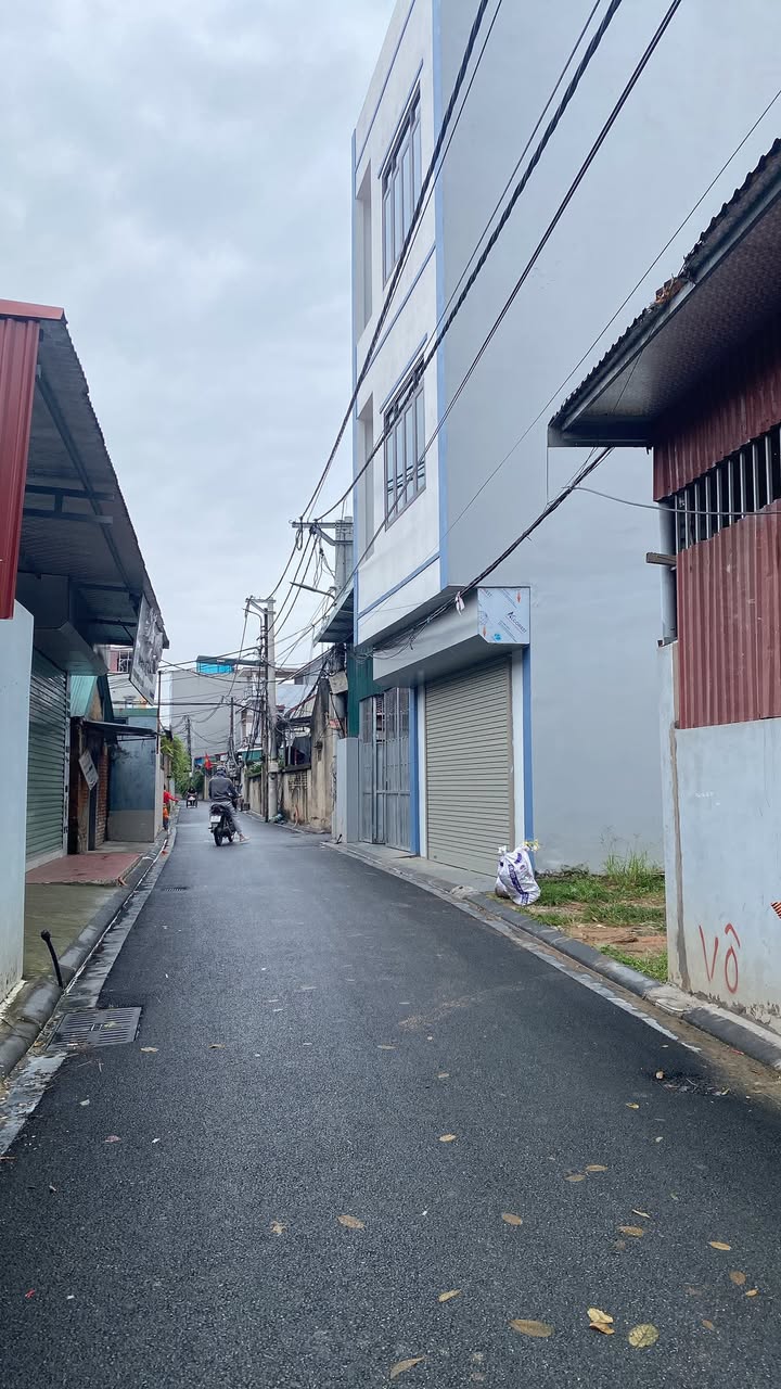 Đất nền Gia Lộc Việt Hùng 100m² giá 5 tỷ - Ô tô vào tận đất, mặt tiền rộng