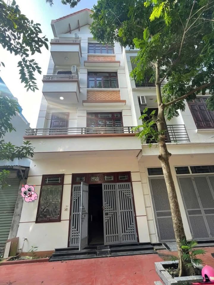 Nhà cho thuê Ngõ 127 Lạc Long Quân 48m² giá 12 triệu - Chính chủ cho thuê ngay!