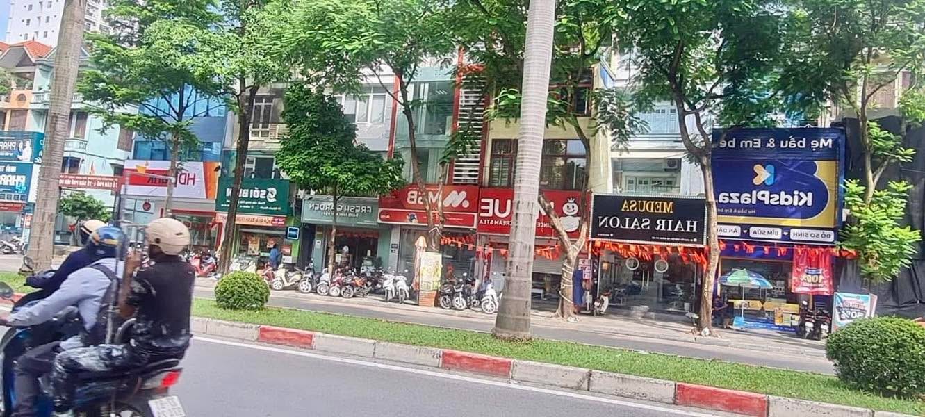 Nhà phố Văn Quán Hà Đông 70m² giá 19 tỷ - Sổ đỏ chính chủ, vị trí đẹp!