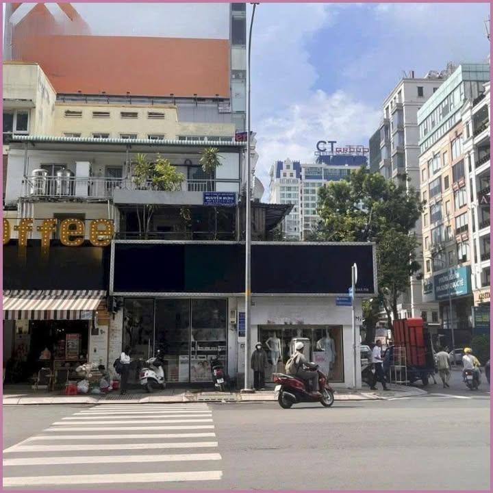 Mặt bằng cho thuê mặt tiền Nguyễn Thị Minh Khai, Q3 - Diện tích 50m², Giá 85 triệu/tháng, Vị trí đắc địa!