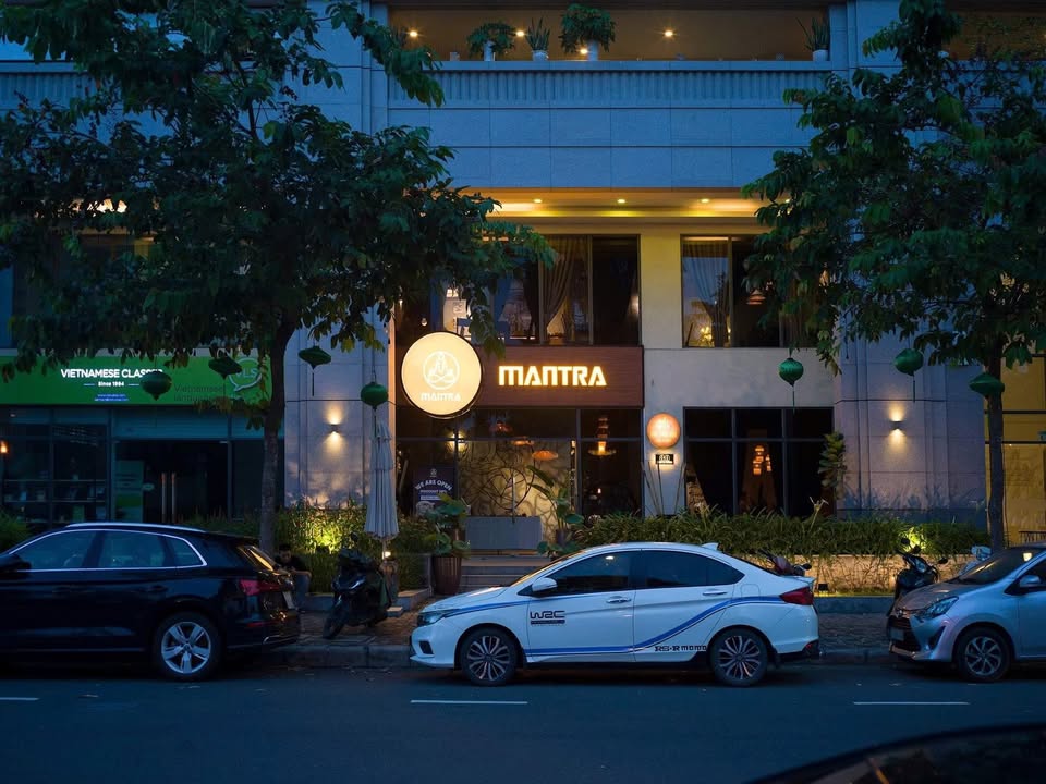 Nhà mặt tiền cho thuê tại Phú Mỹ Hưng, Q7 - Diện tích 110m² - Full nội thất nhà hàng