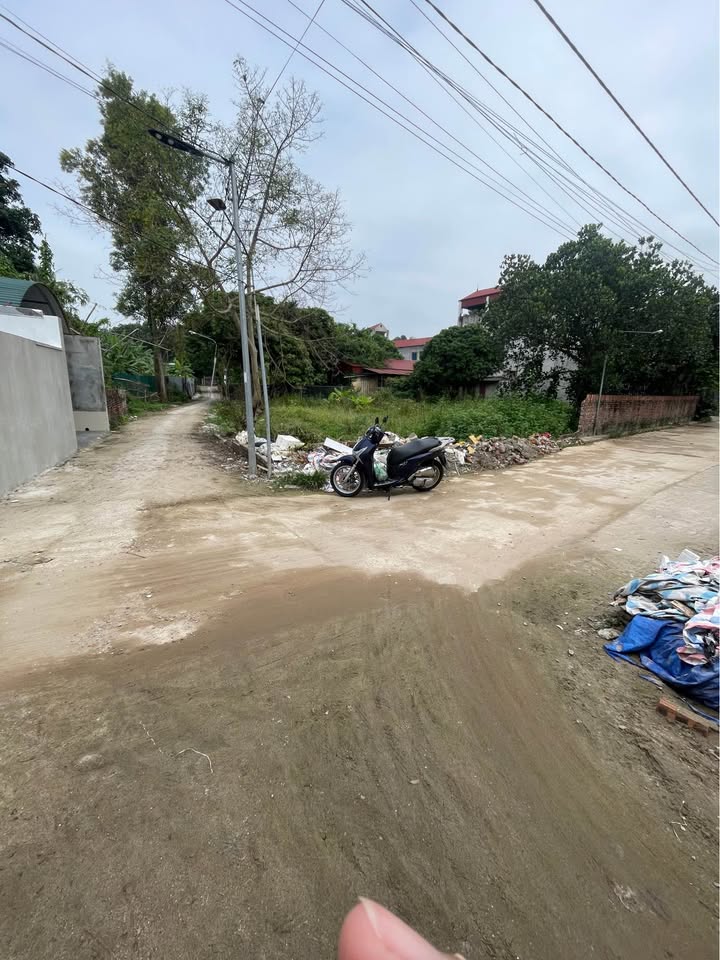 Đất nền lô góc 2 mặt tiền tại Xuân Hòa, Vĩnh Phúc - Giá chỉ 2.1 tỷ