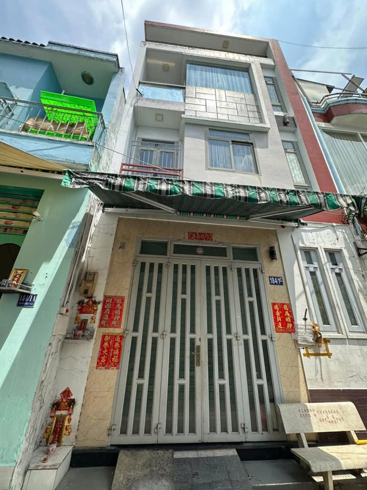 Nhà phố đường Tân Hòa Đông, quận 6, 50m² giá 6.18 tỷ - Hẻm rộng 5m thoáng đãng!