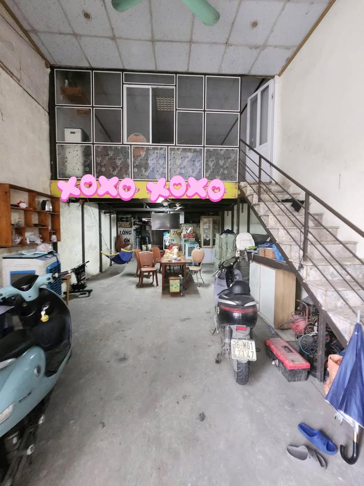 Bán đất tặng nhà 1 tầng 1 gác tại phường Đông Vệ, Thanh Hóa 72m² - Giá chỉ 3 tỷ!