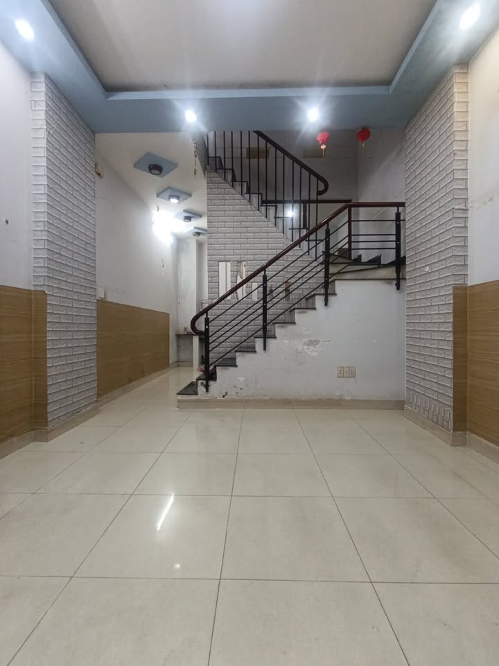 Nhà cho thuê Lê Văn Quới, Bình Hưng Hòa A, 44m² giá 8 triệu - Thích hợp mở văn phòng!