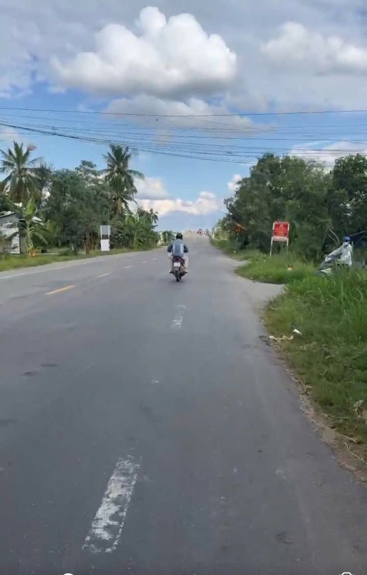 Đất nền 1.000m² Phú Tân, Châu Thành, Bến Tre - Đường xe hơi, giá thỏa thuận!