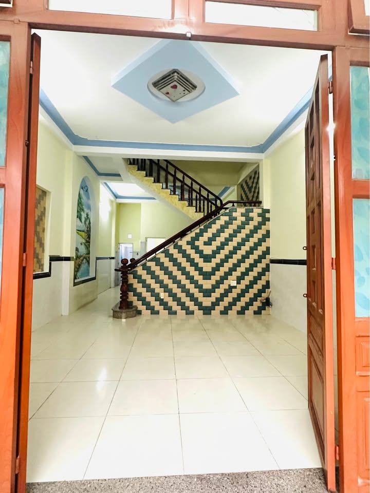 Nhà cho thuê hẻm Lê Thị Út, Dĩ An 3PN giá chỉ 6 triệu/tháng - Sạch sẽ, thoáng mát!