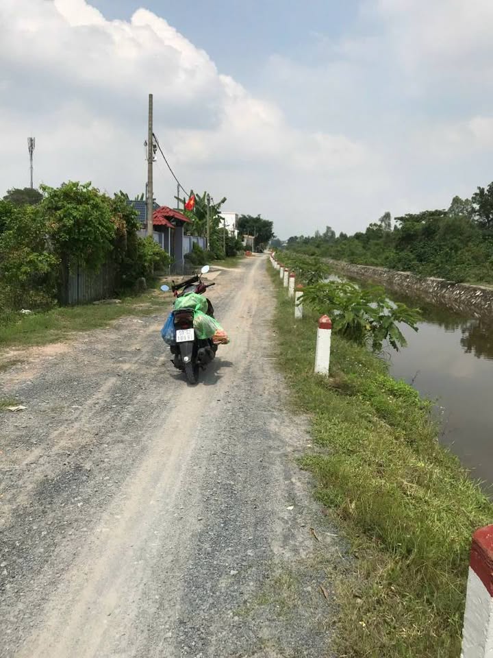 Đất nền Nguyễn Văn Bứa, Hóc Môn 1000m² giá 20 tỷ - View kênh thoáng mát