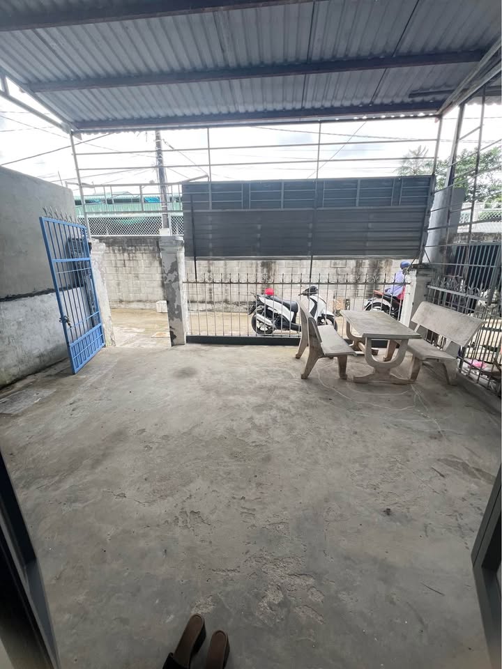 Nhà nguyên căn cho thuê Nguyễn Bỉnh Khiêm, Rạch Giá 108m² chỉ 3.2 triệu - Không thể bỏ lỡ!