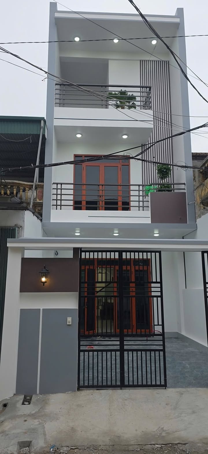 Nhà phố Đông Hồ, phường Hoa Lư 80m² giá 5.5 tỷ - Sẵn sàng dọn vào ở ngay!