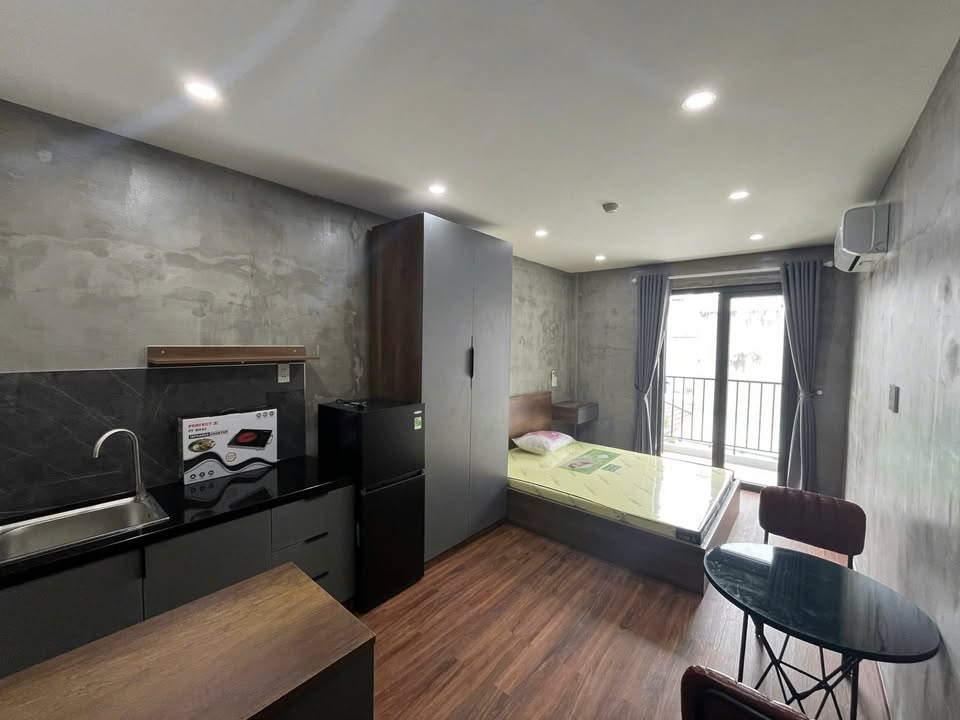 Căn hộ Studio Nguyễn Trung Nguyệt 30m² giá chỉ 6 triệu - Ban công rộng thoáng đãng!