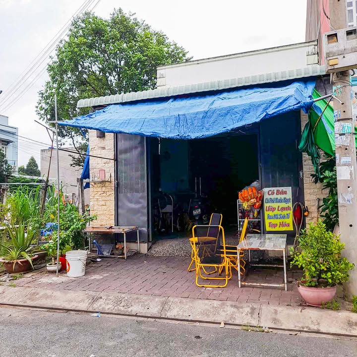 Nhà đẹp khu tái định cư Long Phú 100m² giá 2.7 tỷ - Chính chủ bán nhanh!