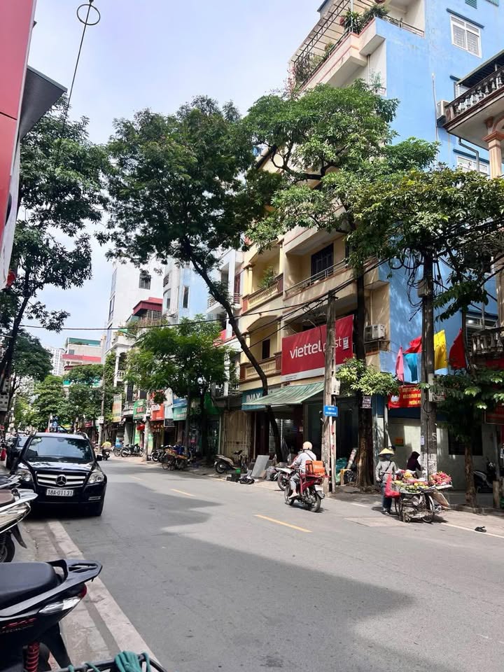 Bán FrontHouse mặt phố Hoàng Văn Thái 63m² giá 29.5 tỷ - Lợi nhuận kinh doanh cao