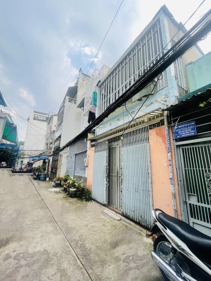 Nhà phố Trịnh Đình Trọng, Quận 11, 50m² giá 6 tỷ - Đầu tư sinh lời ngay!