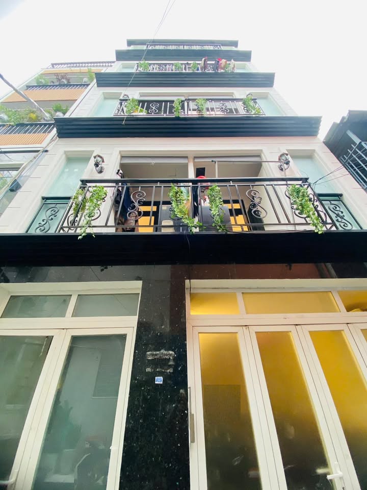 Nhà phố Trần Văn Đang, Q3 - 44m² giá thỏa thuận - Vị trí an ninh, hẻm thông thoáng!