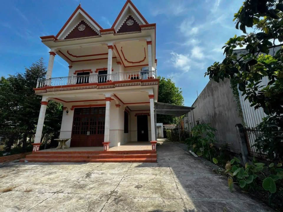 Nhà nguyên căn cho thuê tại Tân Thành, Tân Uyên - Diện tích 250m² giá 5 triệu/tháng