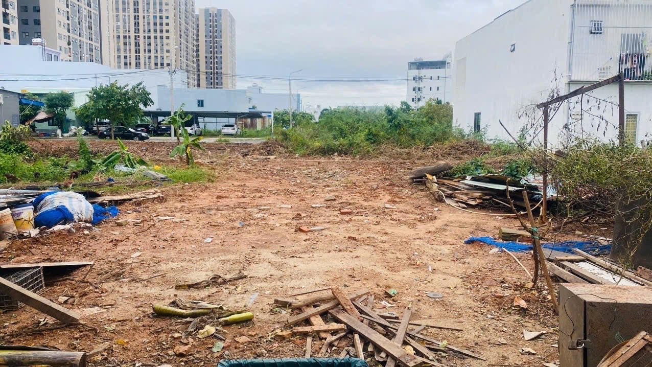 Lô đất vàng Nguyễn Tất Thành, Liên Chiểu 100m² giá 3.9 tỷ - Cơ hội đầu tư hiếm có!