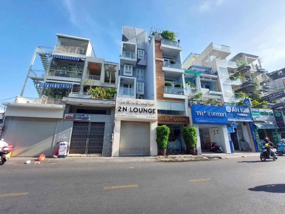 FrontHouse Cống Quỳnh, Quận 1 - 64m² giá 42 tỷ - Tài sản vàng giữa lòng thành phố!