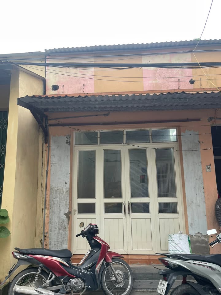 Nhà cho thuê đường Trần Nhật Duật, phường Nam Ngạn, 70m² - Giá chỉ 2 triệu/tháng!