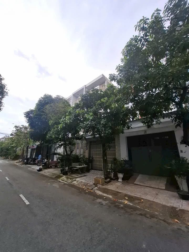 Nhà mặt tiền đường Số, Bình Tân 72m² giá 15 triệu - Thích hợp văn phòng và gia đình!