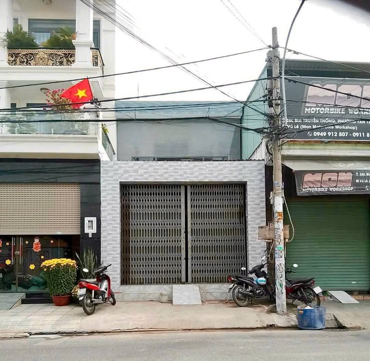 Mặt tiền kinh doanh 100m² tại Lê Đình Cẩn, Bình Tân - Giá thuê chỉ 11 triệu!