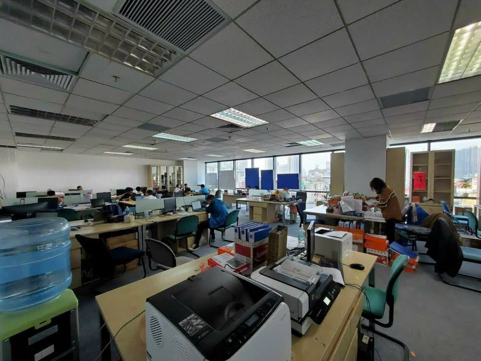 Văn phòng cho thuê tại phố Duy Tân, Cầu Giấy - Diện tích từ 100m², giá 14$/m²
