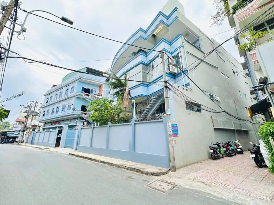 Cho thuê văn phòng tại đường Đông Hồ, quận Tân Bình - Diện tích 2500m², không gian hiện đại!