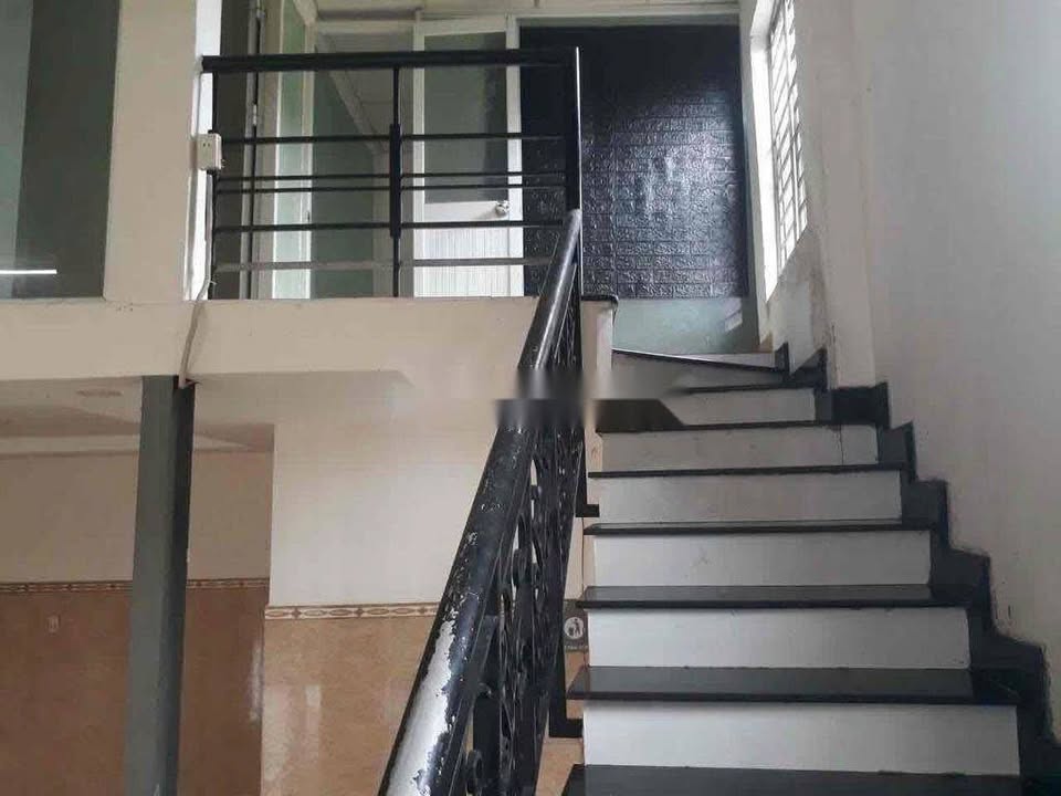 Nhà cho thuê tại Quốc lộ 1A, Bình Hưng Hòa, 84m² chỉ 6 triệu/tháng - Sẵn sàng vào ở!