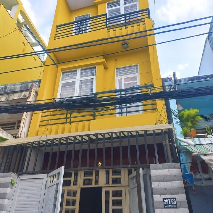 Nhà đẹp 3 tầng Dương Bá Trạc, quận 8, 74.5m² - Sát quận 1, hẻm xe hơi thông!