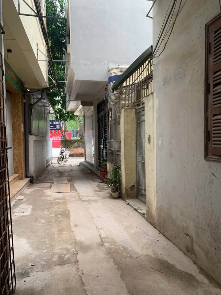 Đất nền Đình Thôn, Mỹ Đình, 42m² giá 8.95 tỷ - Sổ đỏ chính chủ, ô tô tránh đỗ ngay