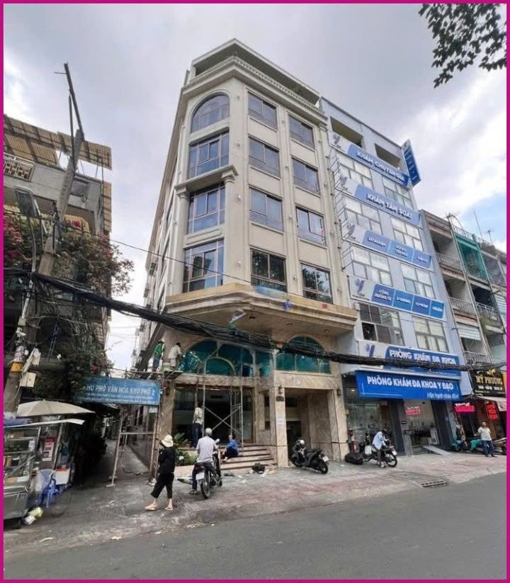 Cho thuê Toà Nhà mặt tiền đường Ngô Quyền, Quận 10, diện tích 160m² - Vị trí đắc địa, giá cực tốt!