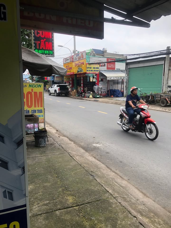 Đất mặt tiền Phan Văn Hớn Hóc Môn 125m² giá 6.5 tỷ - Kinh doanh thuận lợi!