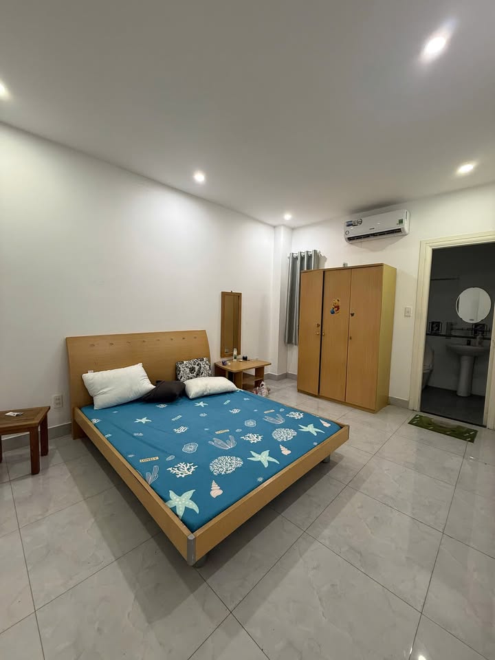 Nhà cho thuê 1 trệt 1 lầu tại KDC Việt Sing, Thuận An 110m² - Dọn vào ngay!