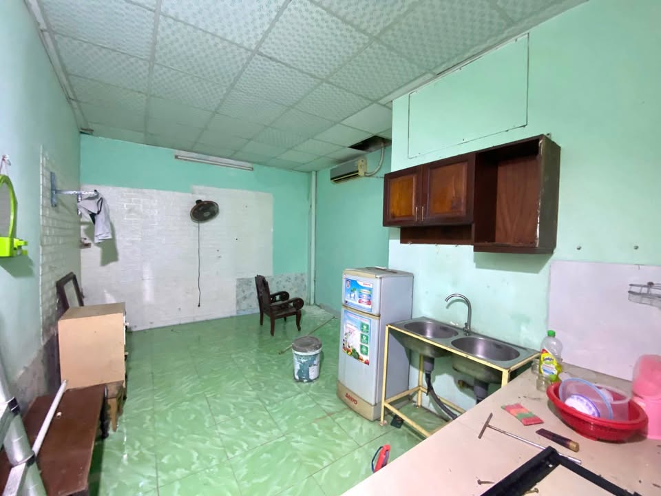 Phòng cho thuê ngay đường Phạm Hùng, quận 8 - Giá chỉ 2.8 triệu/tháng, đầy đủ tiện nghi!